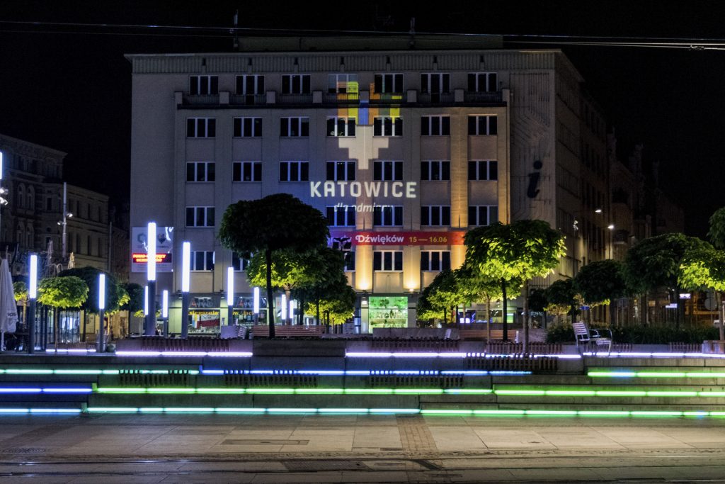 Katowice atrakcje: rynek nocą