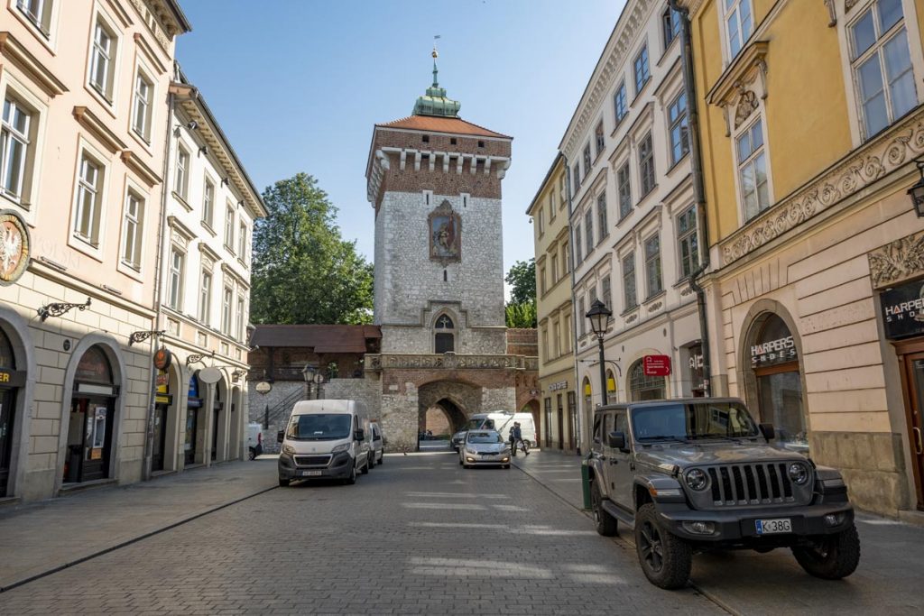 brama floriańska, kraków stare miasto